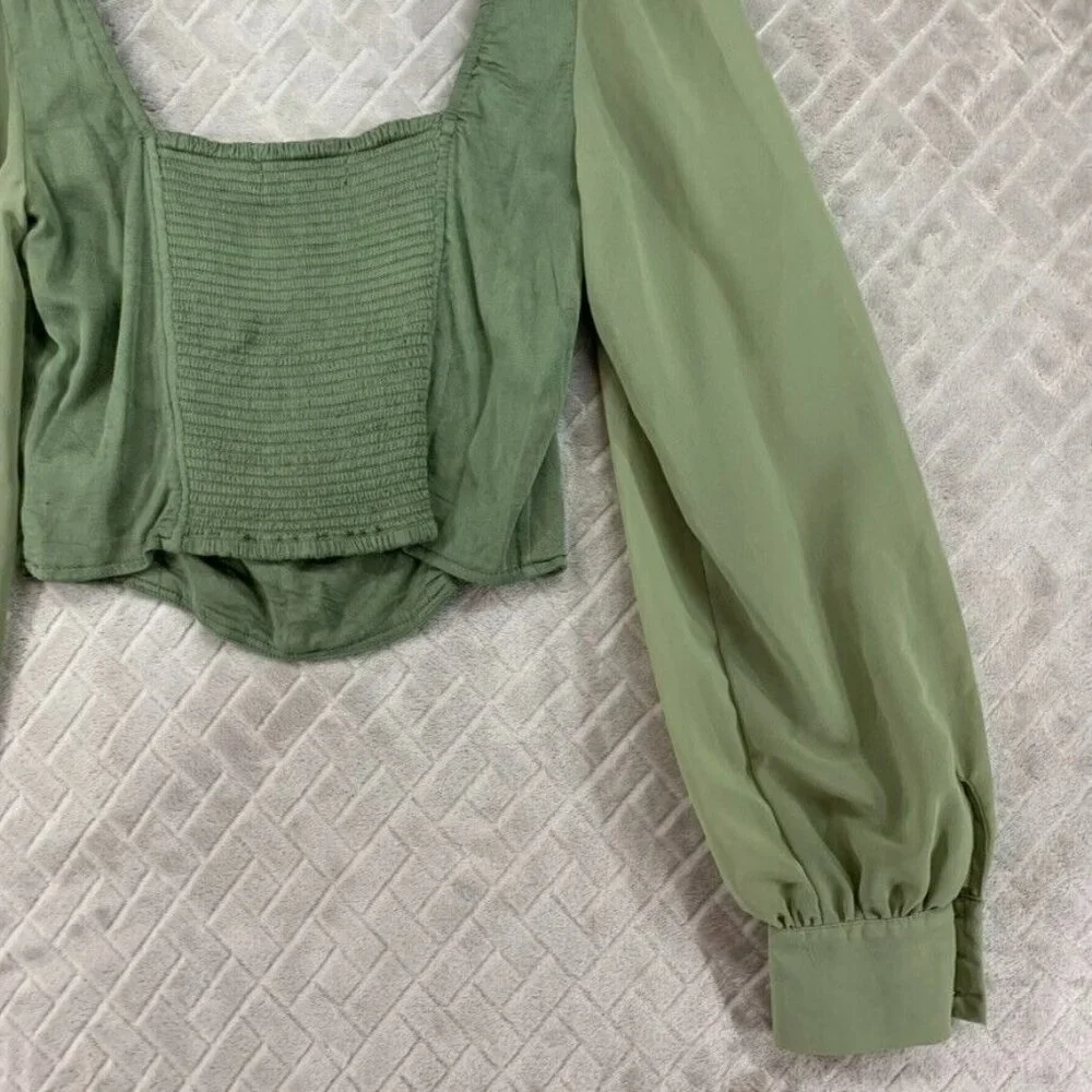 Urban Outfitters Womans Medium Crop Top Green Long Sheer Sleeve Smocked Back - Picture 16 of 16